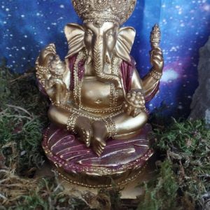 Statue Ganesh Dorée photo gros plan de face
